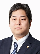 石田　周平